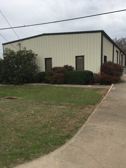 Primary Photo Of 1443 N Church St, McKinney Warehouse For Lease