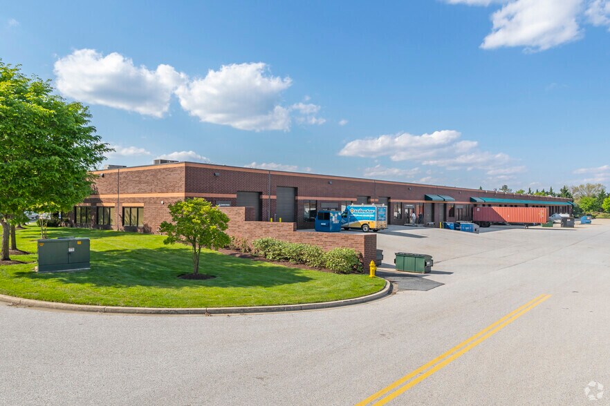 More Photos Of 910 Cromwell Park Dr, Glen Burnie Unknown For Lease