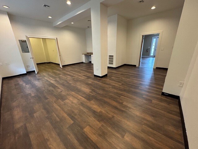 Primary Photo Of 2410 Hunter Rd, San Marcos Office For Lease