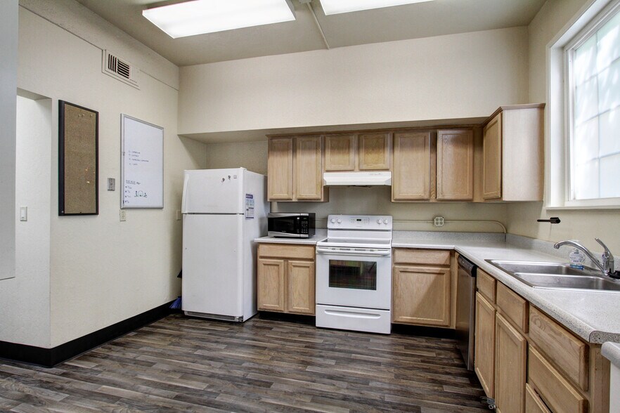 More Photos Of 714 W Main St, Grass Valley Office Residential For Sale