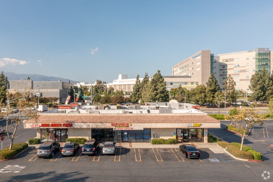 More Photos Of 17009 Valley Blvd, Fontana Unknown For Lease