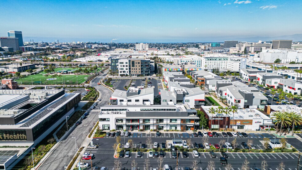 More Photos Of 701-723 N Douglas St, El Segundo Loft Creative Space For Lease