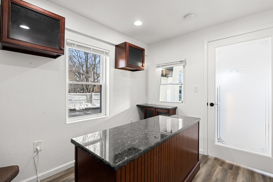 More Photos Of 249 W Main St, Avon Office For Lease