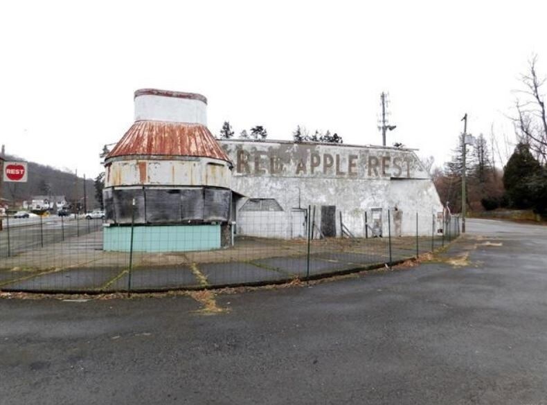 More Photos Of 974 Route 17, Southfields Restaurant For Sale