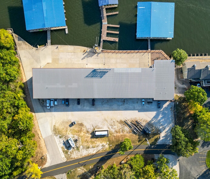 More Photos Of 6550 Pelican Dr, Osage Beach Marina For Sale