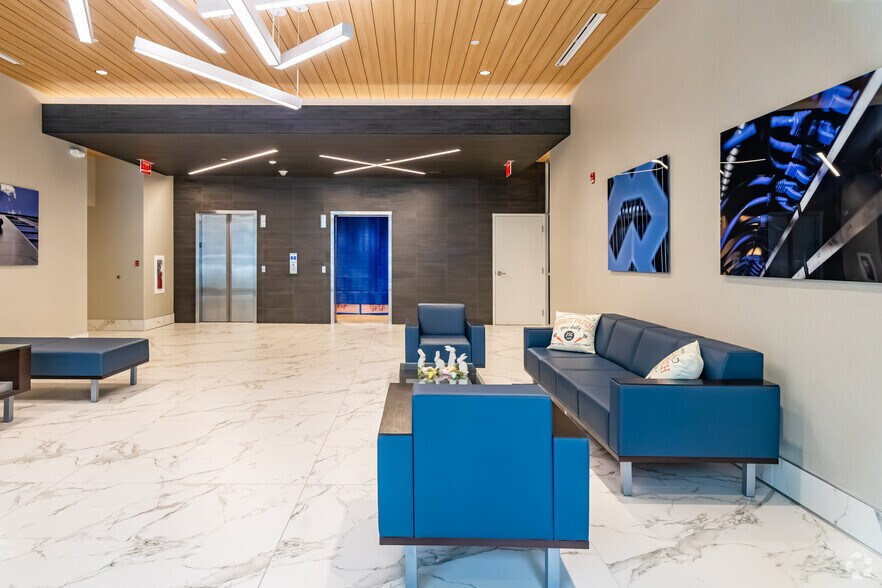 More Photos Of 225 Boulevard of the Allies, Pittsburgh Office For Lease