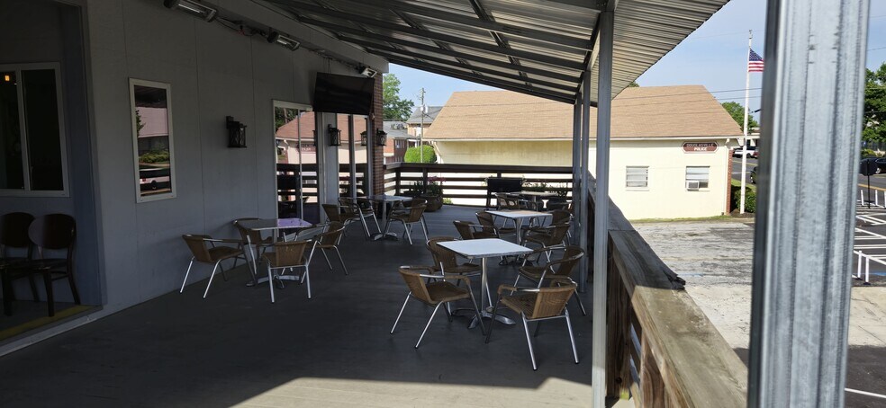 More Photos Of 6716 Church St, Douglasville Restaurant For Sale