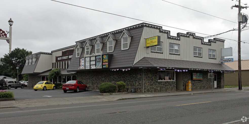 Primary Photo Of 115 E Main St, Molalla General Retail For Sale