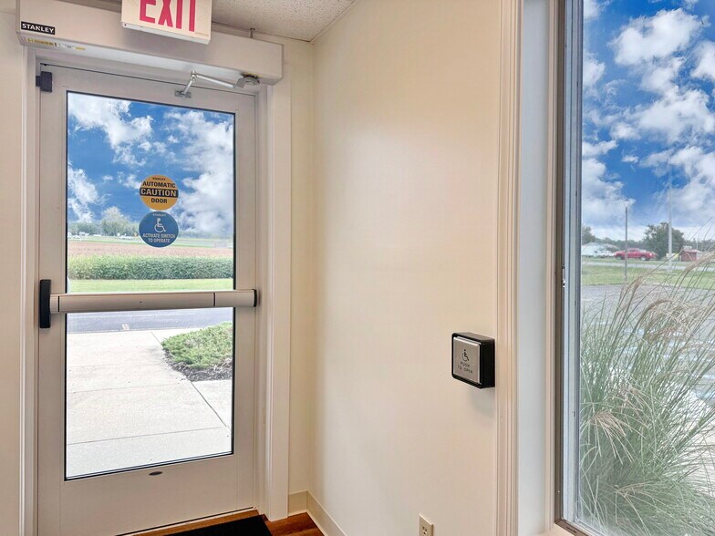 More Photos Of 8991 Redden Rd, Bridgeville Flex For Sale