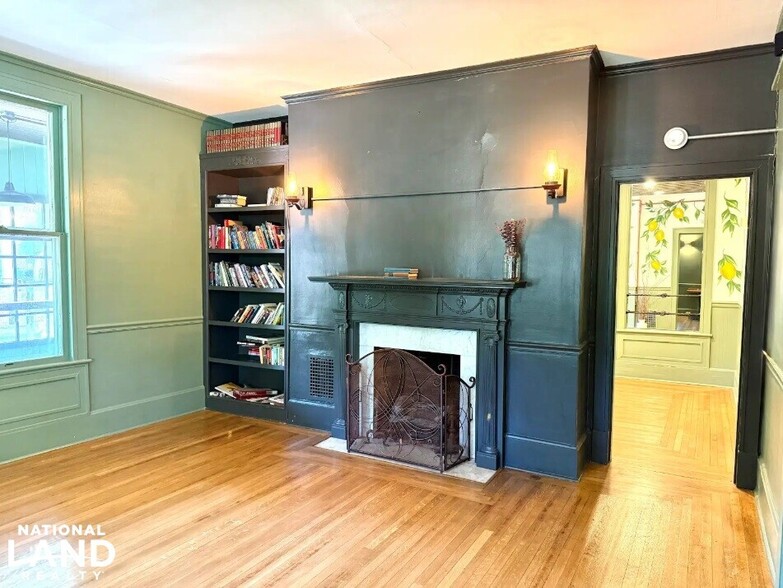 More Photos Of 4 S 1st St, Denton Specialty For Sale