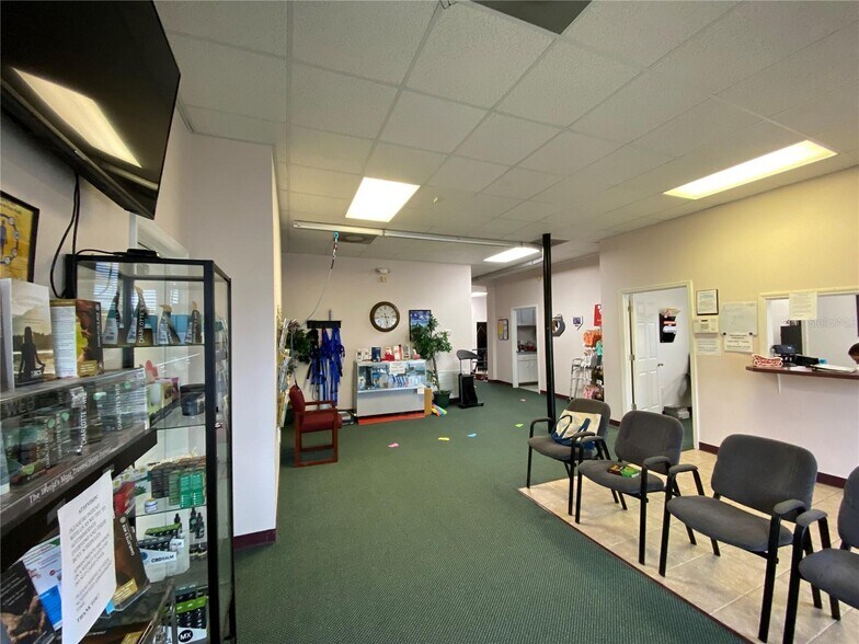 More Photos Of 205 N Scenic Hwy, Frostproof General Retail For Sale