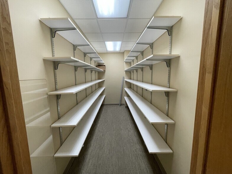 More Photos Of 4252 S 700 E, Salt Lake City Office For Sale