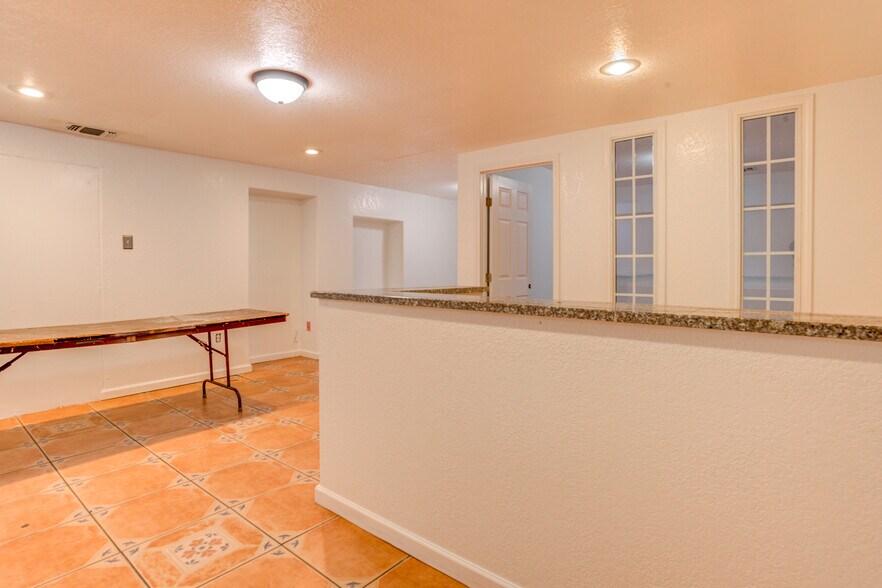 More Photos Of 1319 March Rd, San Antonio Loft Creative Space For Lease