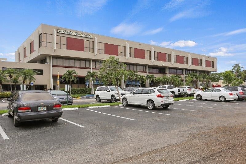 23123 State Road 7, Boca Raton, FL 33428 Medical Office For Lease