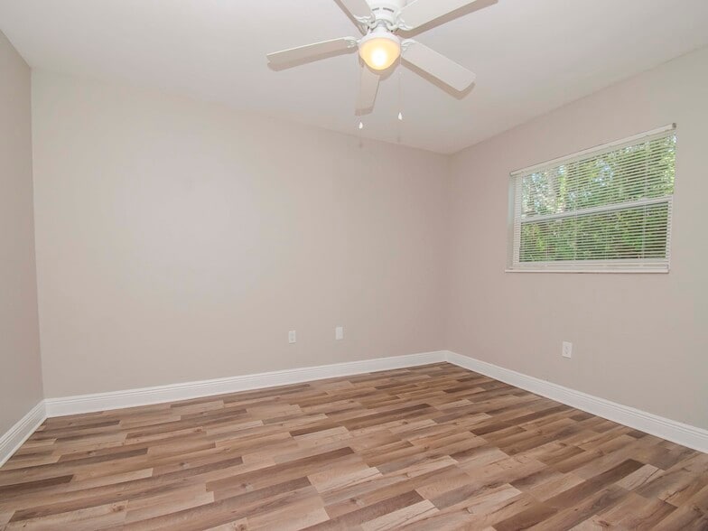 More Photos Of , Bradenton Multifamily For Sale