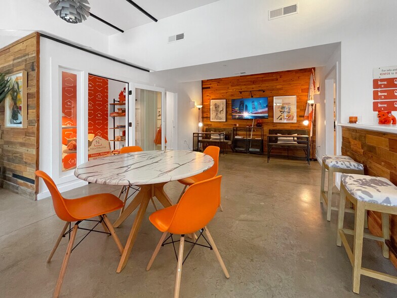 More Photos Of 1601 E 5th St, Austin Apartments For Lease