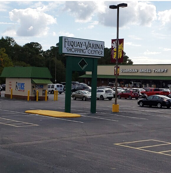 Primary Photo Of 744 N Main St, Fuquay Varina Unknown For Lease