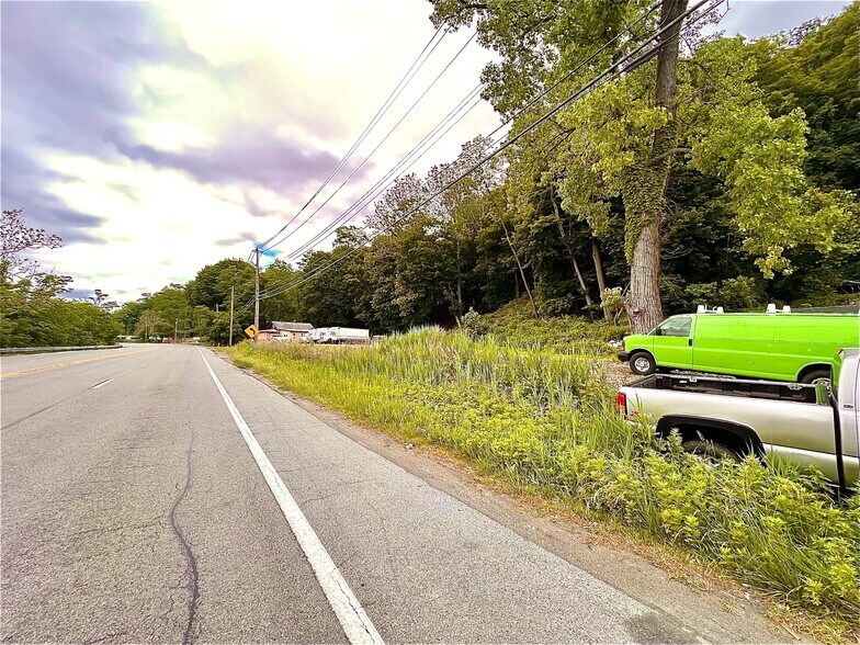 Primary Photo Of 64 Roa Hook Rd, Cortlandt Manor Land For Sale