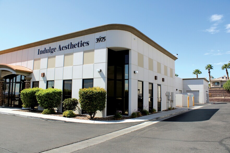 More Photos Of 3975 S Durango Dr, Las Vegas Office For Sale
