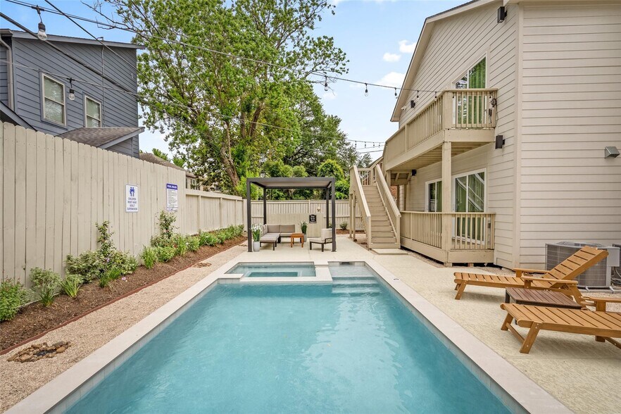 More Photos Of , Houston Multifamily For Sale