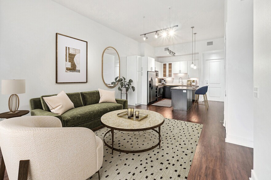 More Photos Of 2800 Kirby Dr, Houston Apartments For Lease