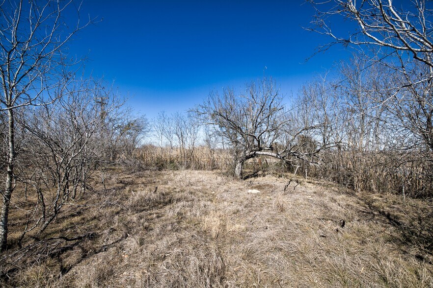 More Photos Of 7317 Old Lockhart Hwy, Buda Land For Sale