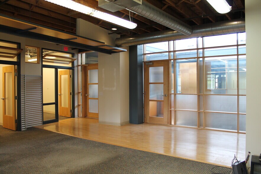 More Photos Of 2516 Jane St, Pittsburgh Office For Lease