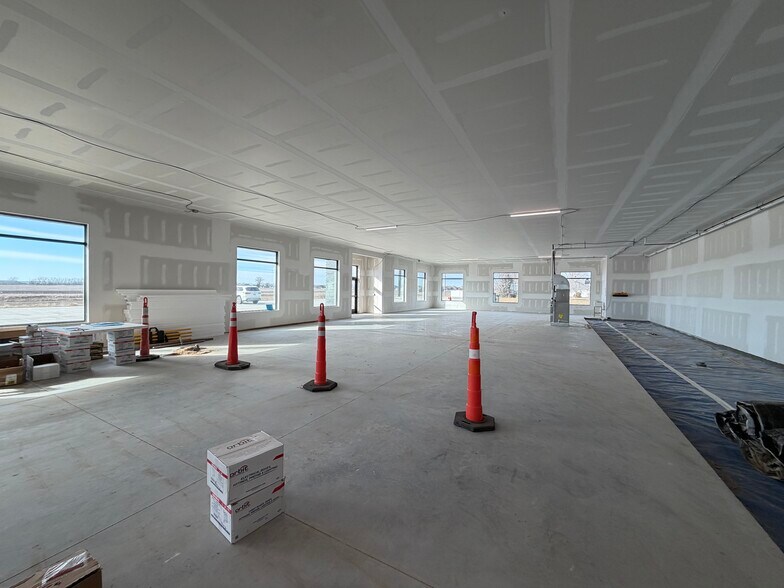 More Photos Of 2190 Old Highway 75, Sergeant Bluff Office For Lease