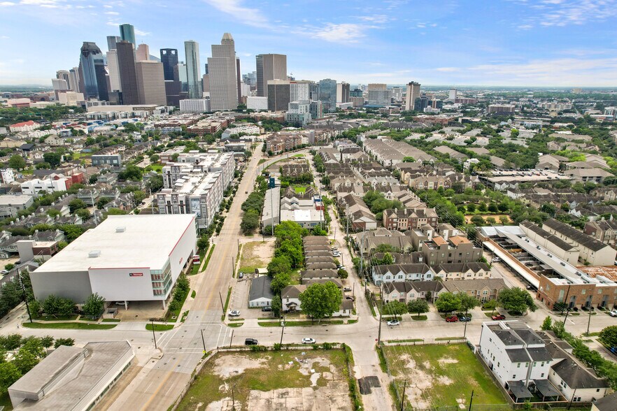 More Photos Of 1709 Genesee St, Houston Land For Sale