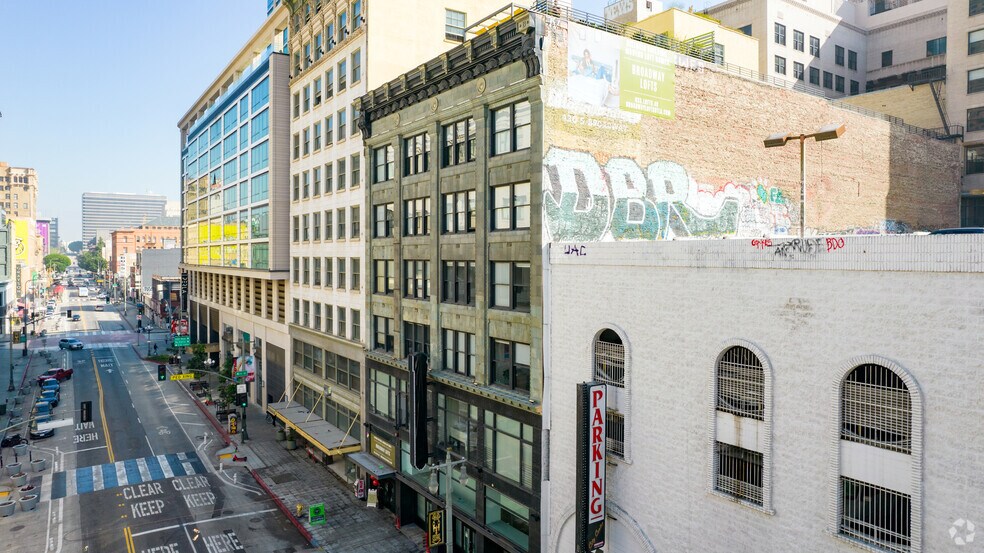 More Photos Of 430 S Broadway, Los Angeles Apartments For Lease