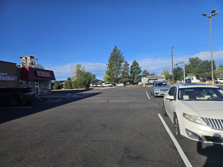 More Photos Of 10690 Del Mar Pky, Aurora Unknown For Lease