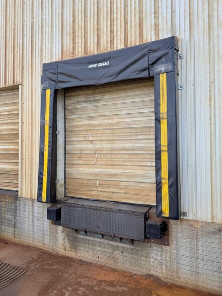 More Photos Of 3521 Antelope Ave, Kearney Manufacturing For Sale