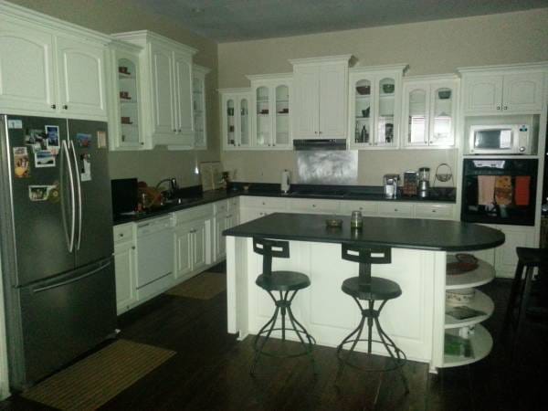 More Photos Of 128-130 N Ashley St, Valdosta General Retail For Sale