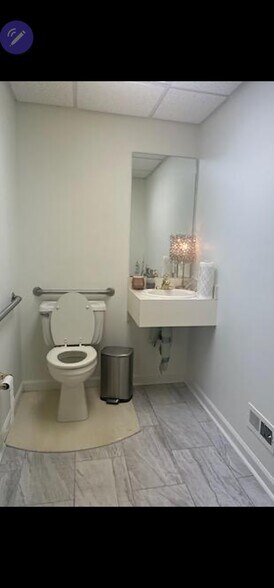 More Photos Of 4343 Shallowford Rd, Marietta Office For Lease