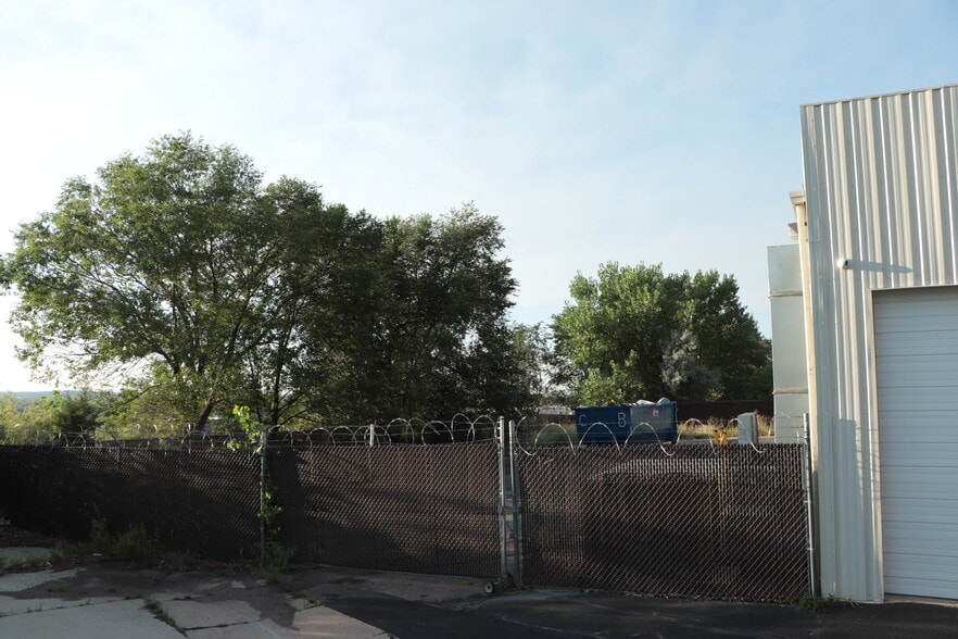 More Photos Of 3375-3385 Fillmore Ridge Hts, Colorado Springs Warehouse For Lease