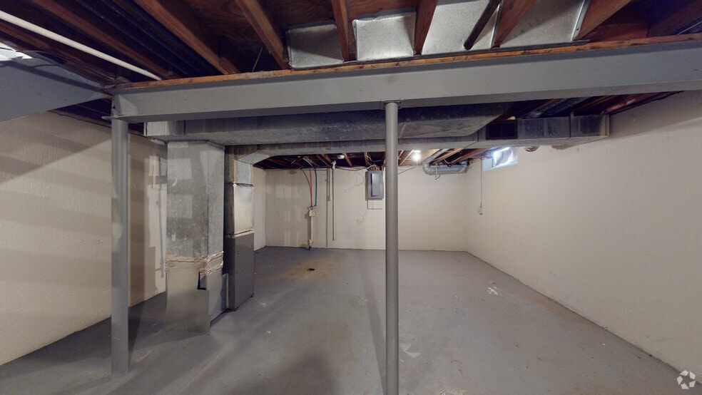 More Photos Of 6028 Vanderbilt Dr, Mount Morris Apartments For Sale