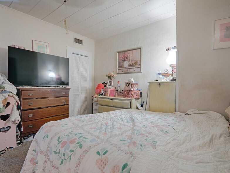 More Photos Of 422 E Citrus Ave, Eustis Multifamily For Sale