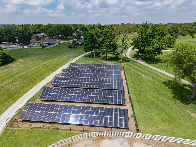 More Photos Of 200 Arlington Dr, Granite City Golf Course Driving Range For Sale