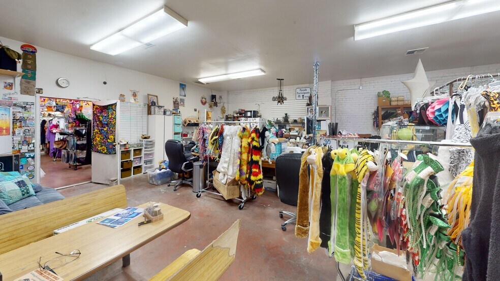 More Photos Of 1049 S Virginia St, Reno Storefront For Sale