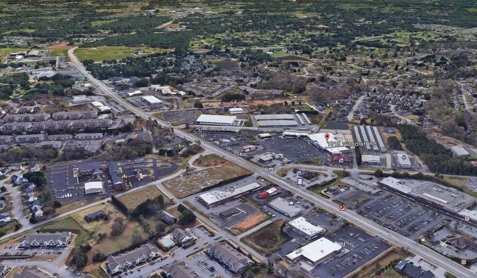 More Photos Of 1810-1832 Woodruff Rd, Greenville Freestanding For Lease