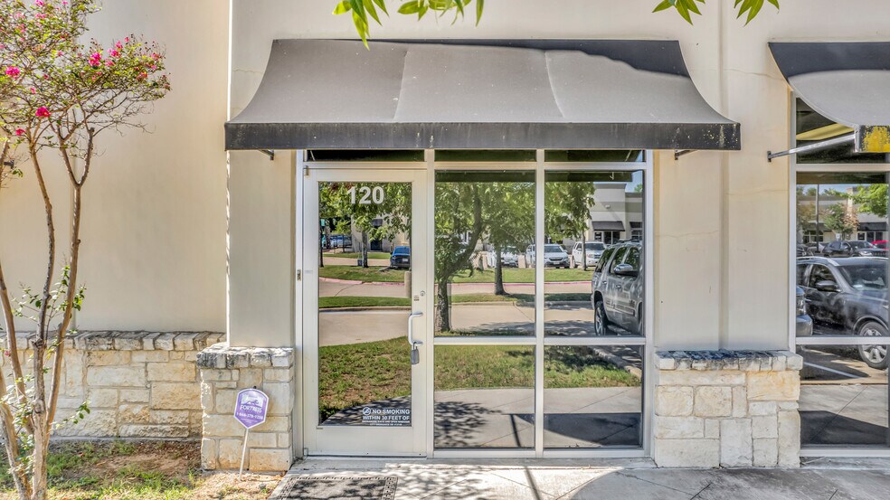 More Photos Of 1804 Owen Ct, Mansfield Light Distribution For Lease