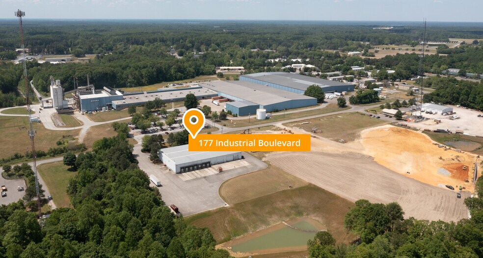 More Photos Of 177 Industrial Blvd, Toano Distribution For Lease