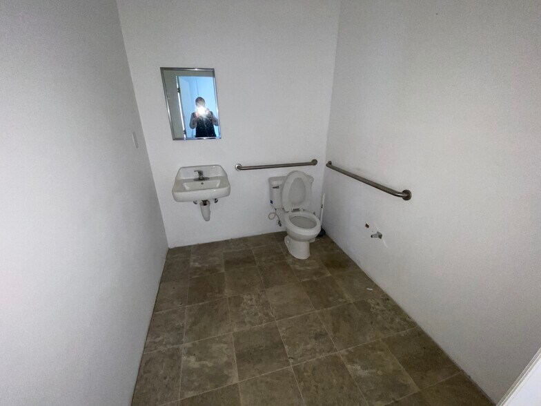 More Photos Of 3874 Savannah Hwy, Charleston Unknown For Sale