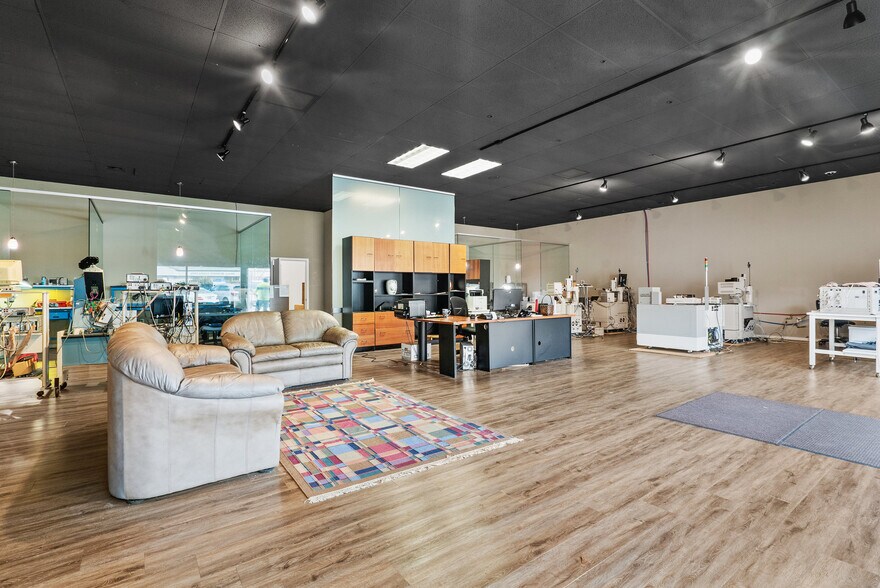 More Photos Of 5346 Scotts Valley Dr, Scotts Valley Auto Repair For Lease