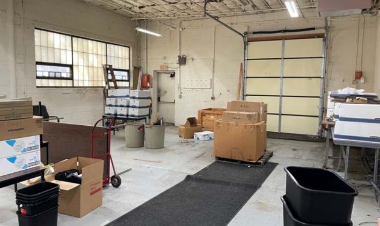 More Photos Of 232 N Governor Printz Blvd, Essington Warehouse For Lease