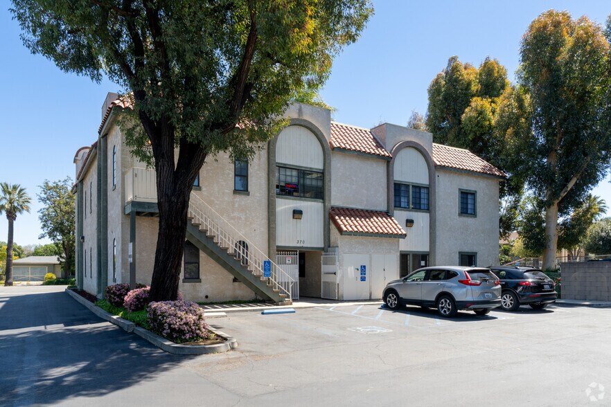 More Photos Of 370 W Grand Blvd, Corona Office For Lease