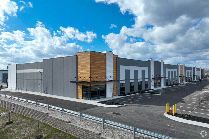 Primary Photo Of 4949 Edwards Farms Rd, Hilliard Unknown For Lease