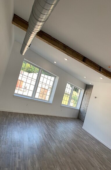 More Photos Of 4555-4559 Germantown Ave, Philadelphia Office For Lease