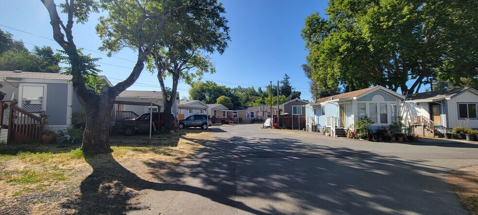 More Photos Of 6070 Old Redwood Hwy, Penngrove Manufactured Housing Mobile Home Park For Sale