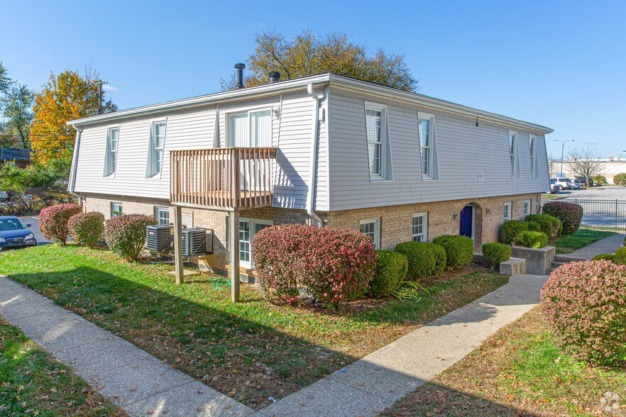 Primary Photo Of 2400 Woodhill Dr, Lexington Apartments For Sale